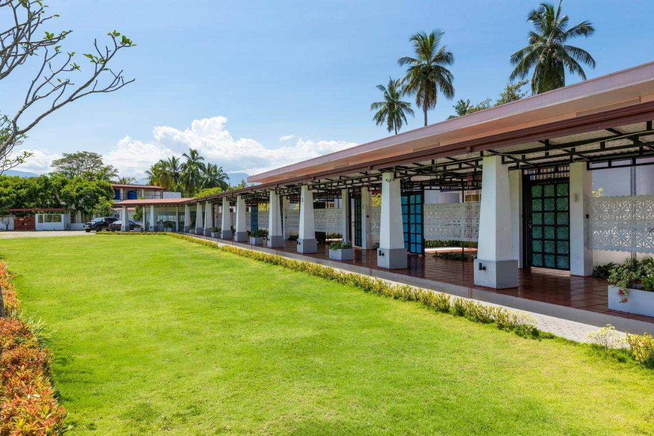 Elephyard Retreat Hotel มหิยันกานา ภายนอก รูปภาพ